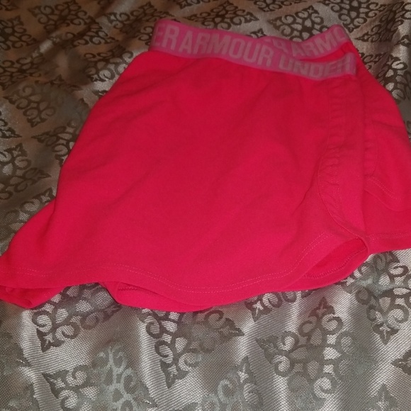 Pink Under Under Armour Shorts - Picture 2 of 2